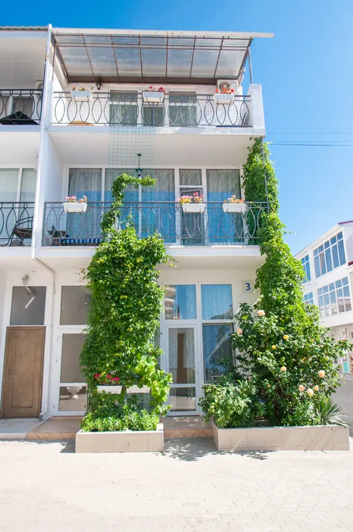 Студия с балконом астра 4