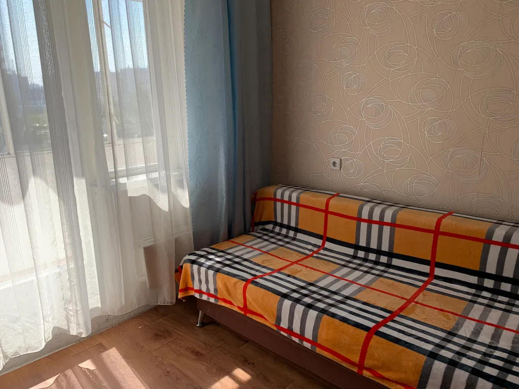 Квартира 1-комнатная квартира через дорогу от ТРЦ Планета — Красноярск