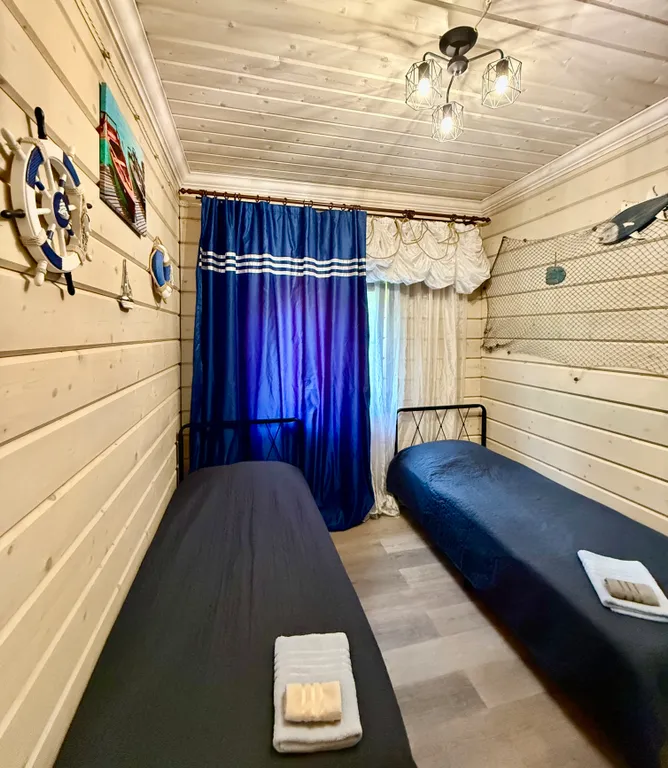 Дом в окружении заповедного леса у подножия горы Варамяки