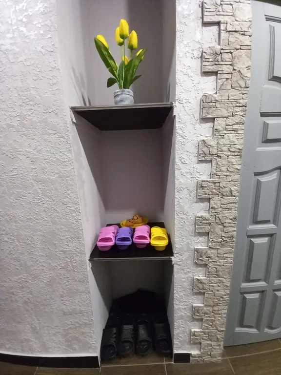 Бесконтактное заселение. Часть дома с отдельным входом и двором.