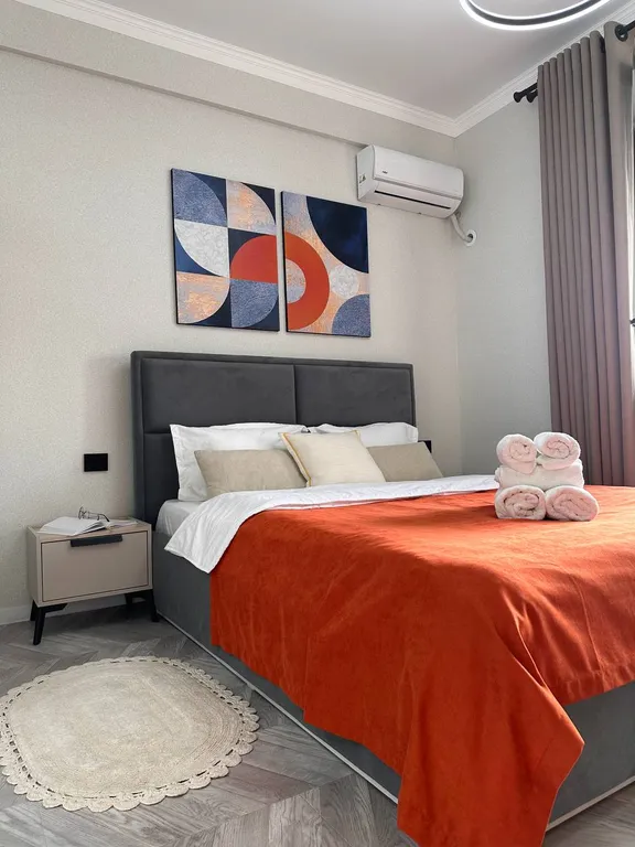 Современная уютная студия с панорамным видом