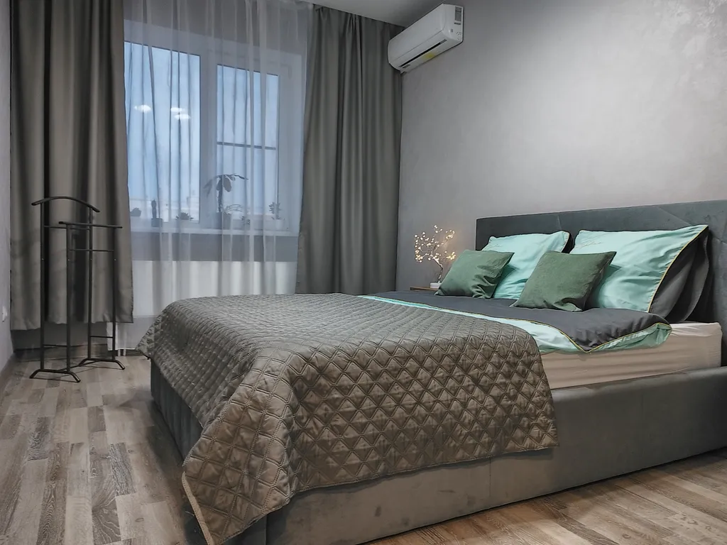 Уютная квартира в тихом районе — аренда посуточно в Батайск