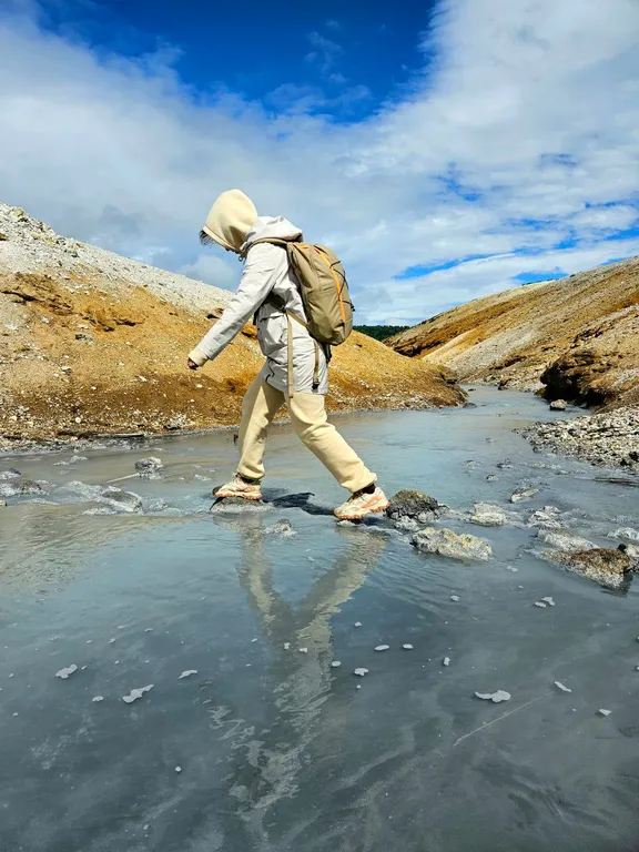 Уютный купол на острове Кунашир