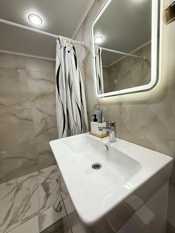 Апартаменты двухуровневые для троих, 3 минуты до пляжа