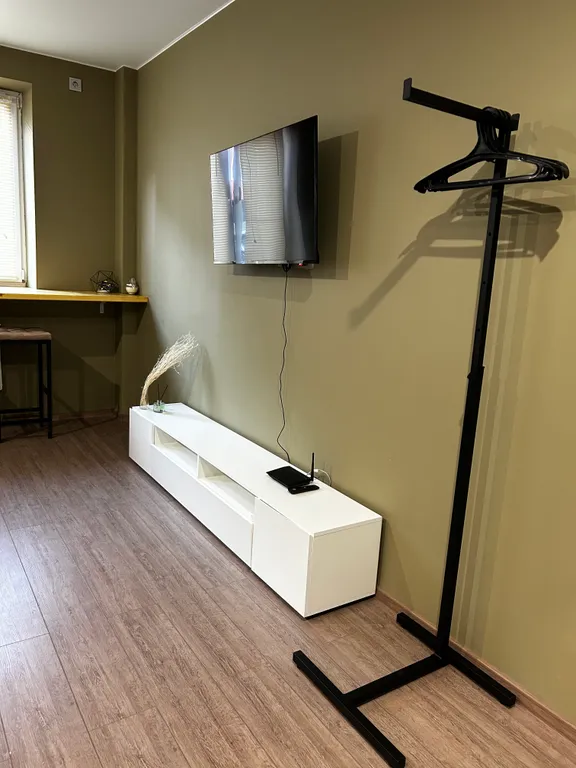 Студия с дизайнерским ремонтом