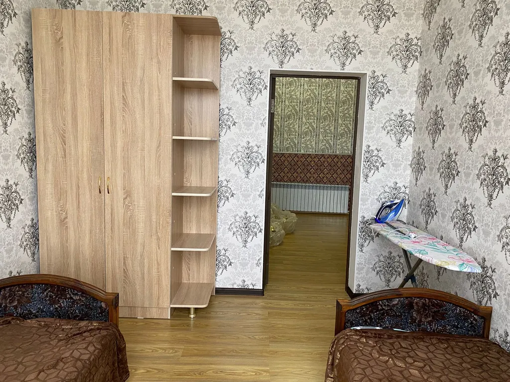 Большой дом возле моря