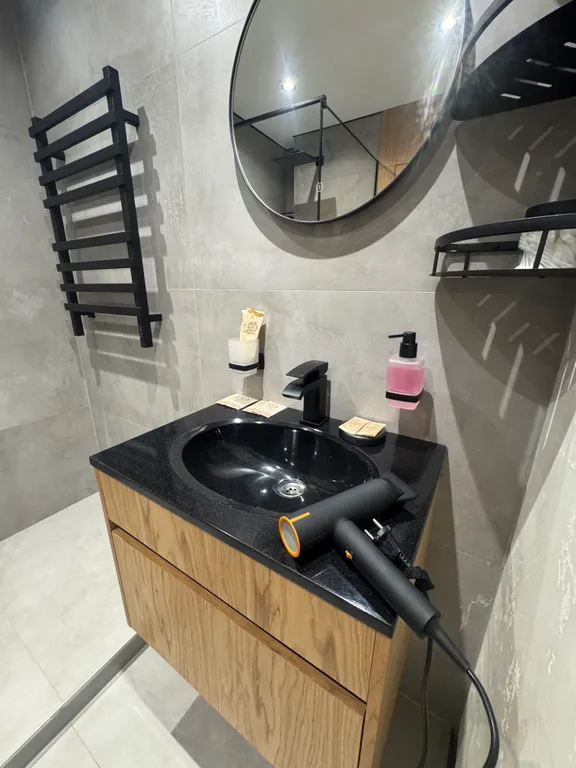 Двухуровневые апартаменты + пол-гамак