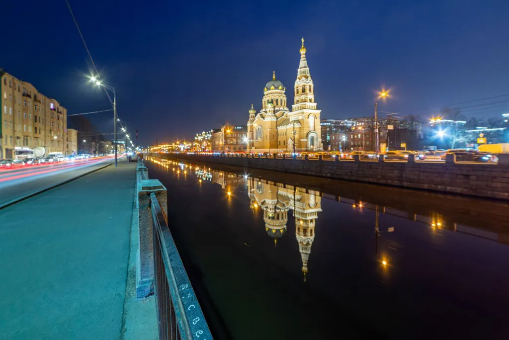 Видовая квартира в центре на берегу канала
