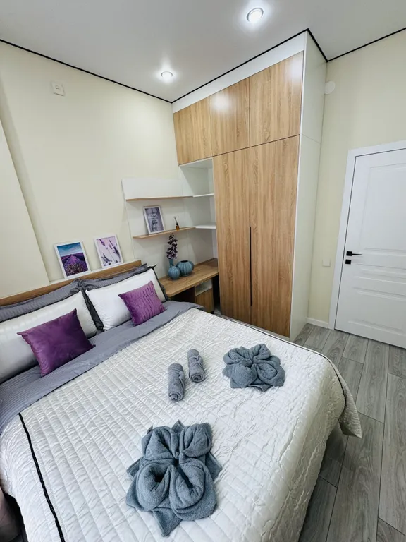 Просторный апартамент в центре Алматы Mega park