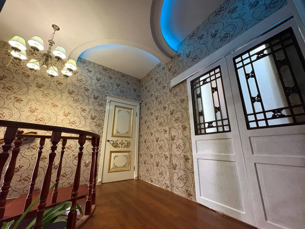 Квартира Шикарная двухэтажная квартира с видом на лес — Янино-1