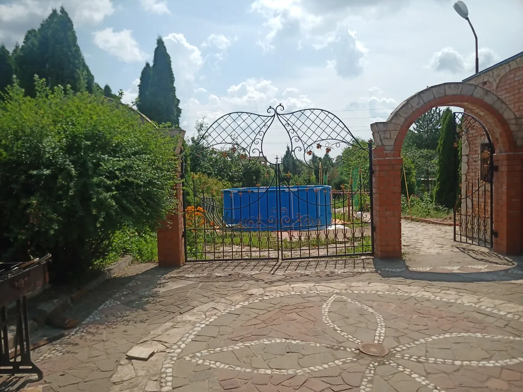 Уютный коттедж на берегу озера Став — аренда посуточно в Энгельс