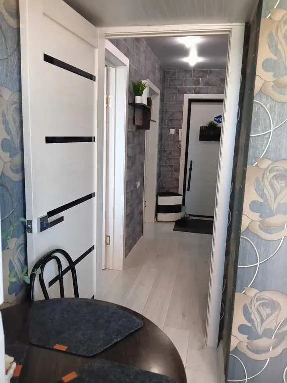 Двухкомнатная квартира рядом с вокзалом, аэропортом