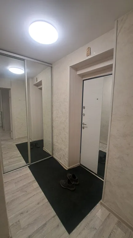 Светлая, уютная квартира на первом этаже в районе остановки 51 школа