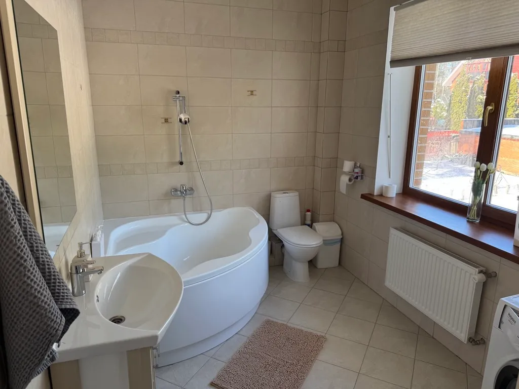 4-комнатный Дом