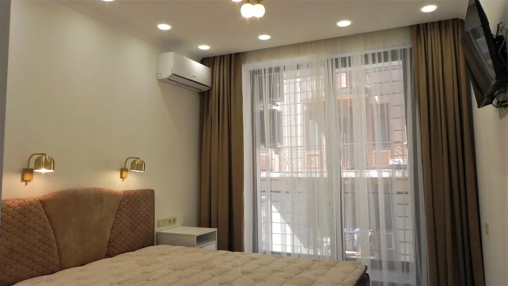 Уютная квартира в центре города у моря