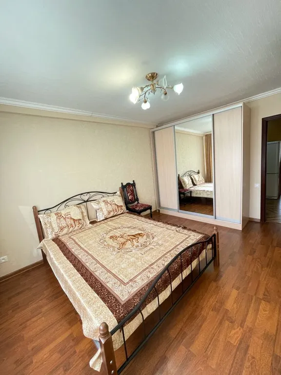 Квартира 4-комнатная Квартира — Адлер