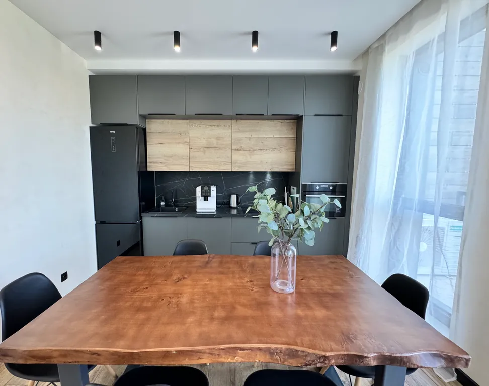 "Охта Адвент" 82м. Люкс у курорта