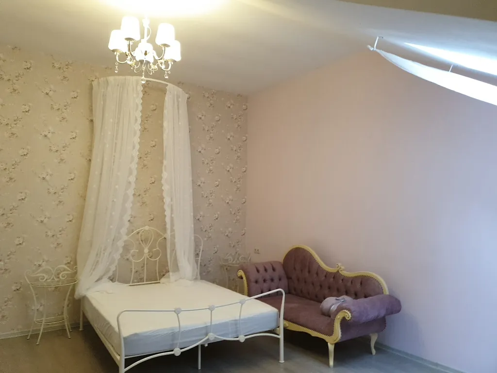 Белоснежная веранда и усадьба