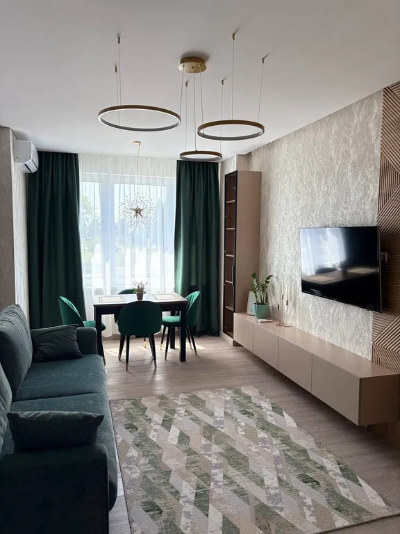 Уютная квартира рядом с набережной и историческим центром города.