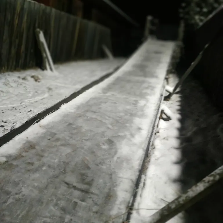 Уютный коттедж у реки