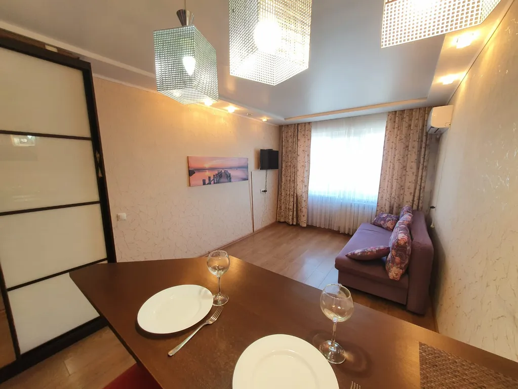 Студия, рядом с Золотым Мостом