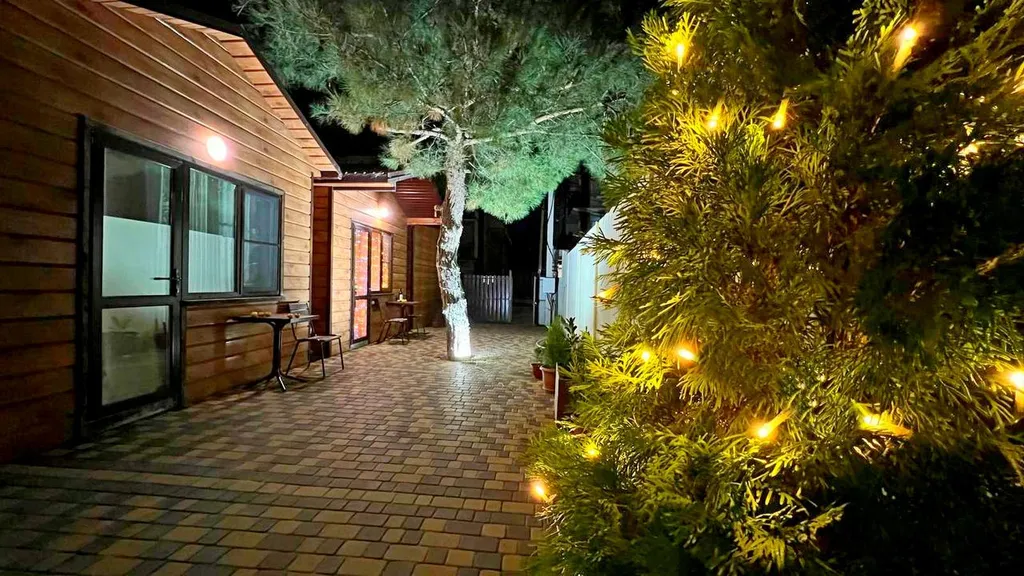 Коттедж 4-х местный домик с кухней — Анапа