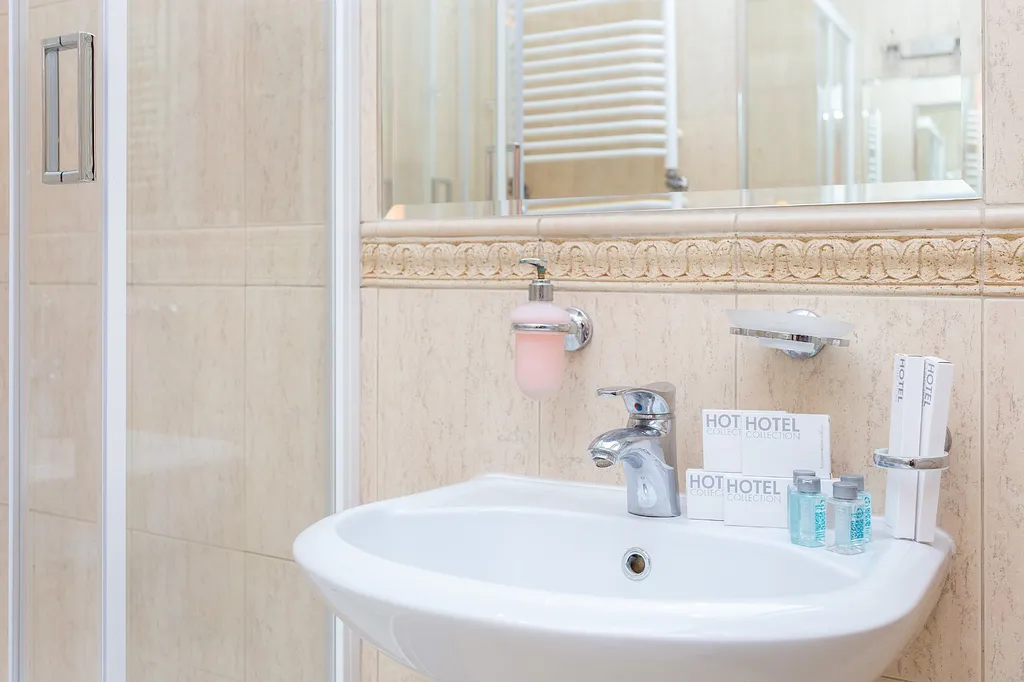 Четырёхкомнатные апартаменты на главном проспекте города