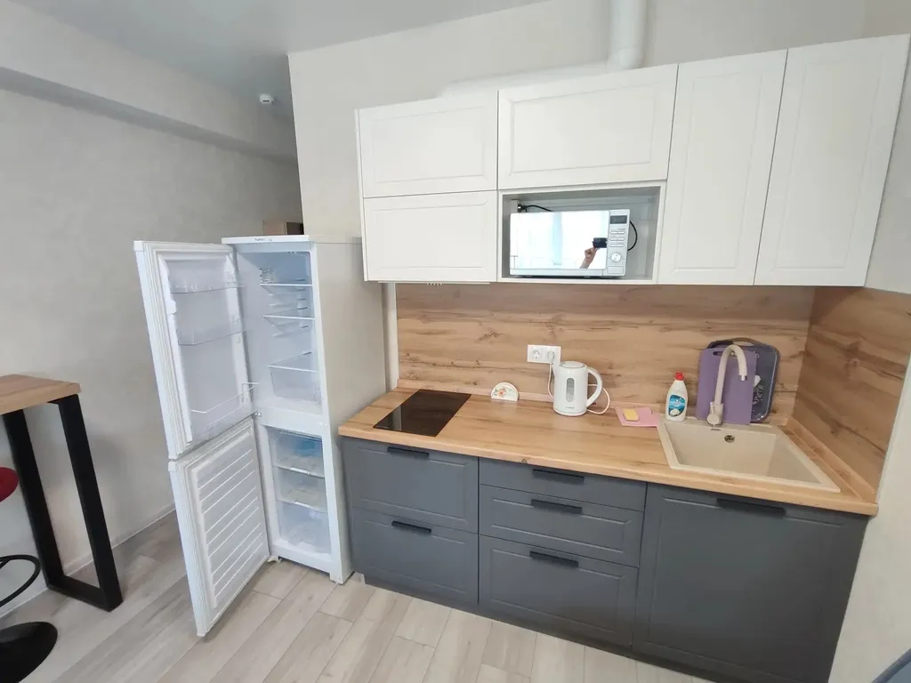 Студия с видом на море