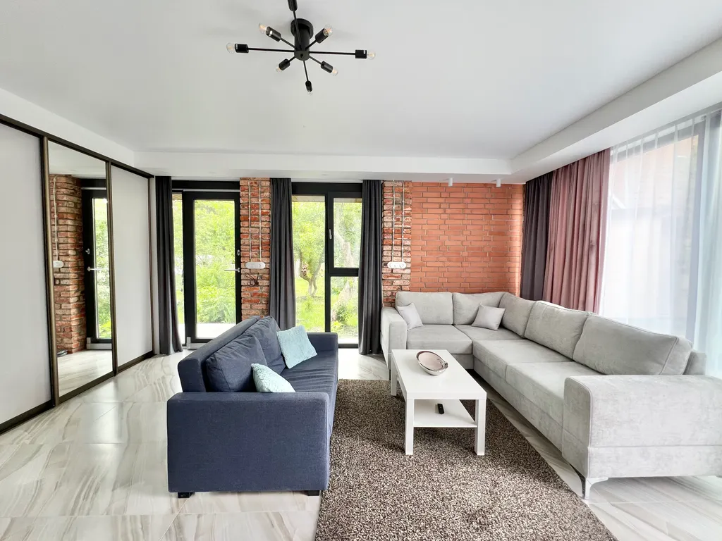 Коттедж Уютный домик в тихом районе Зеленоградска — Зеленоградск