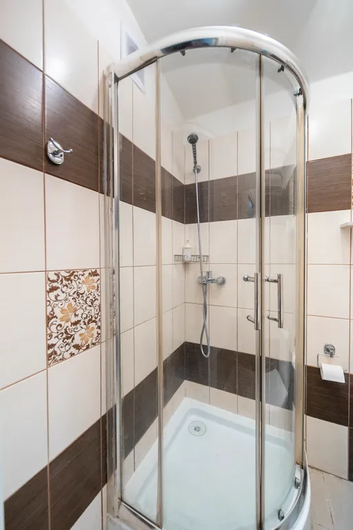 Студия у Таврического сада и метро