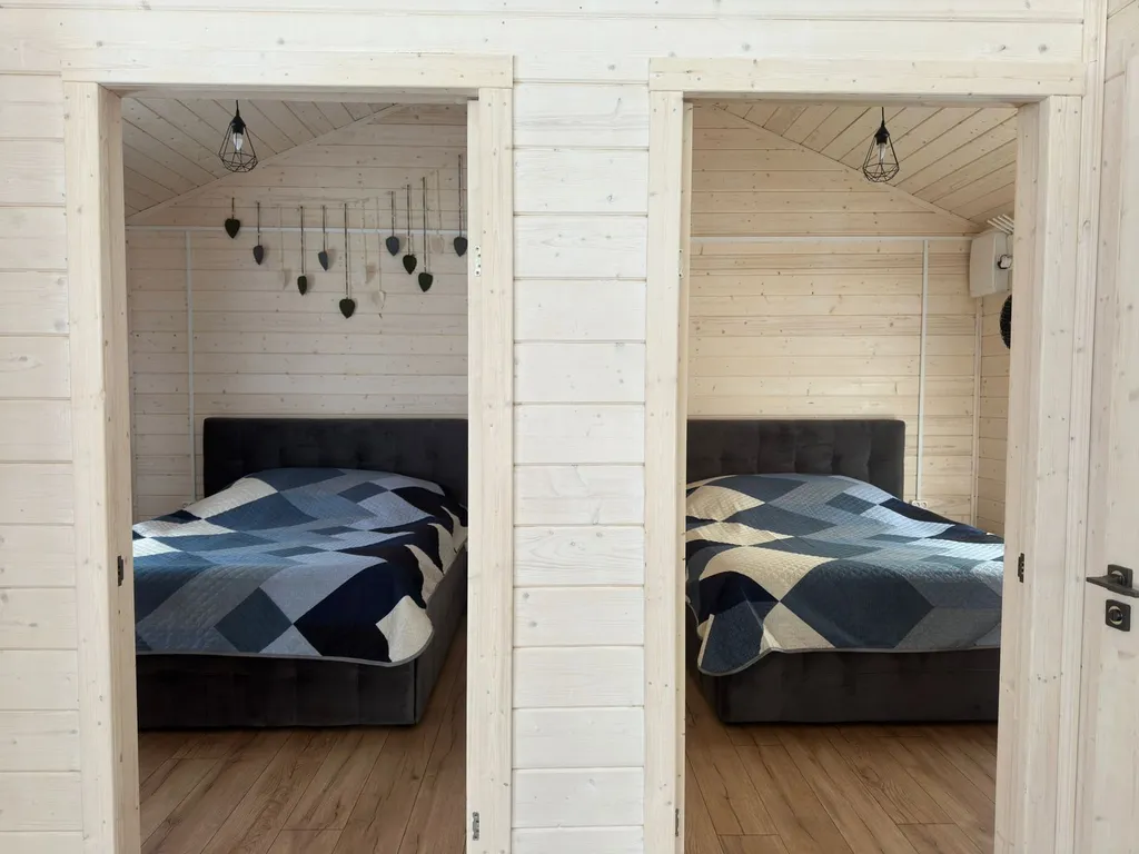 Коттедж с баней рядом с парком Малевича