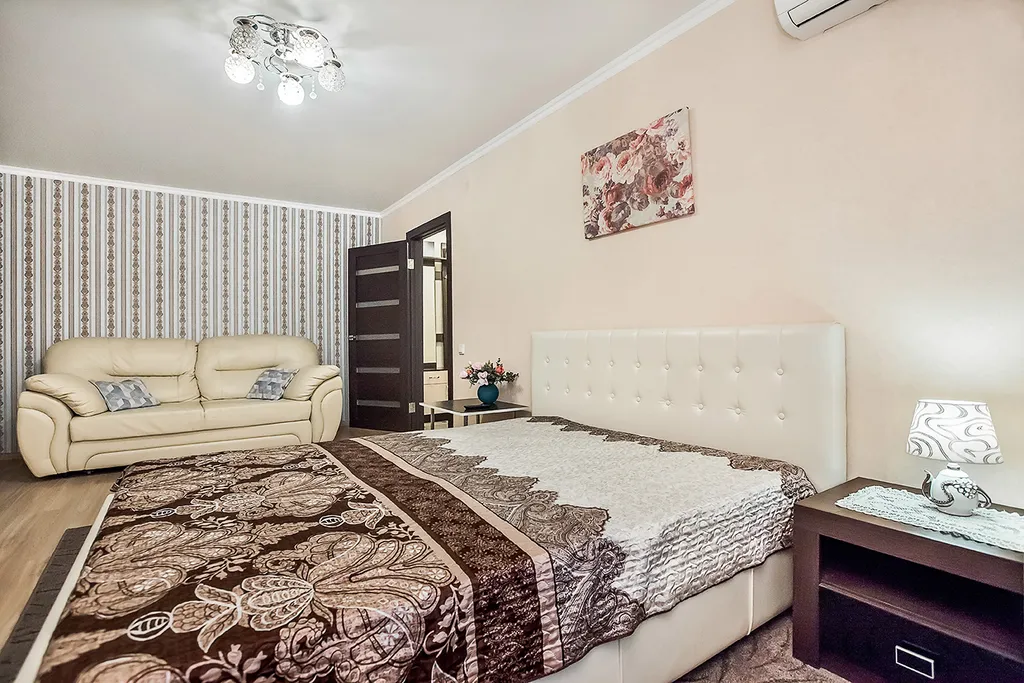 Квартира Центр города, красивый и зелёный 16 квартал, недалеко Южное шоссе — аренда посуточно в Тольятти