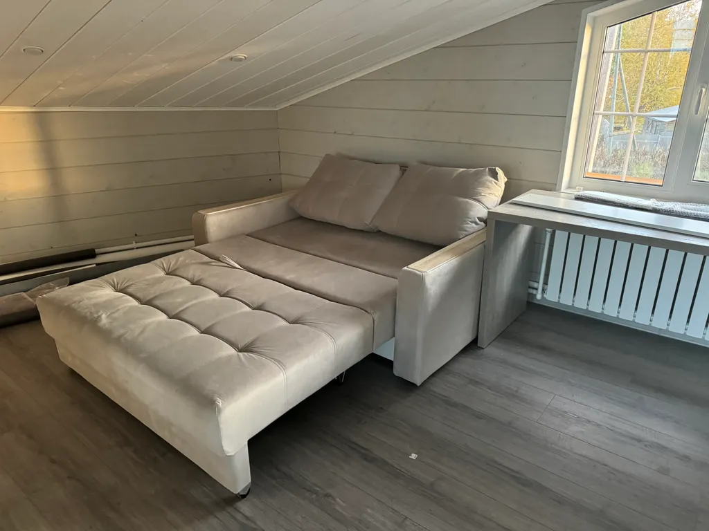 Новый коттедж с сауной и бассейном