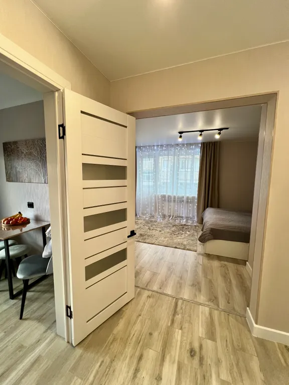 Светлая, теплая, просторная, уютная квартира в самом центре поселка