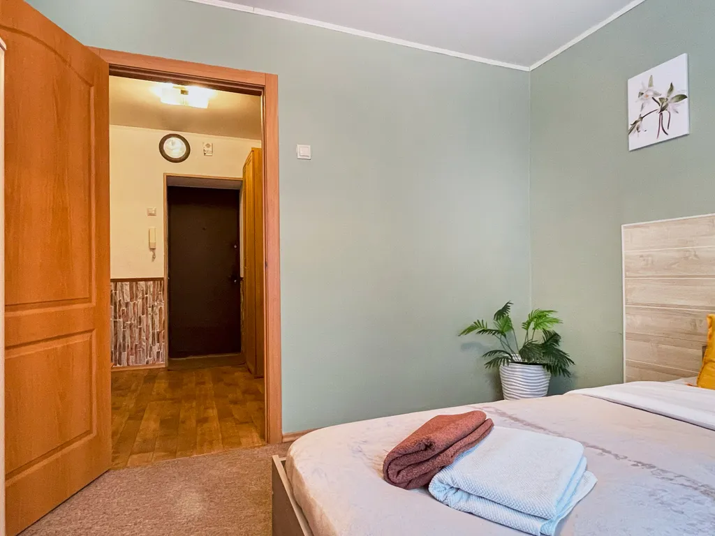 Просторная квартира с раздельными комнатами для 1-6 гостей