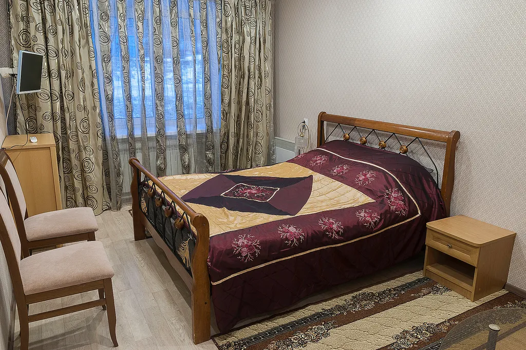 Квартира 2-комнатная Квартира — Кировск