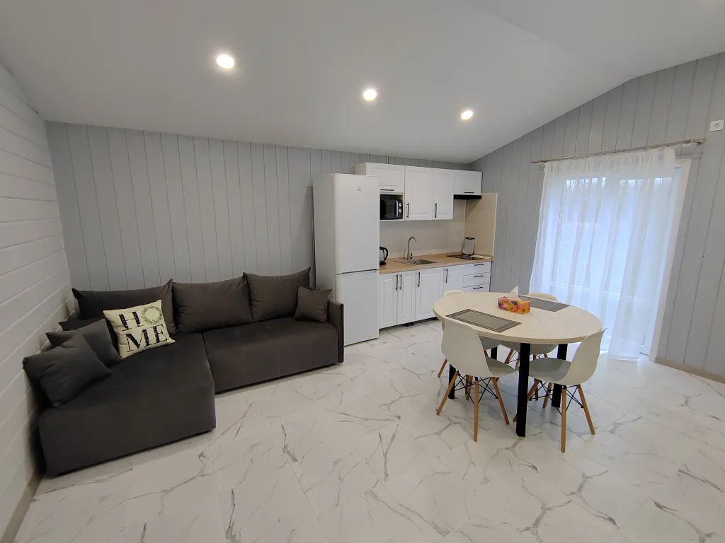 Уютный дом в тишине и уединении