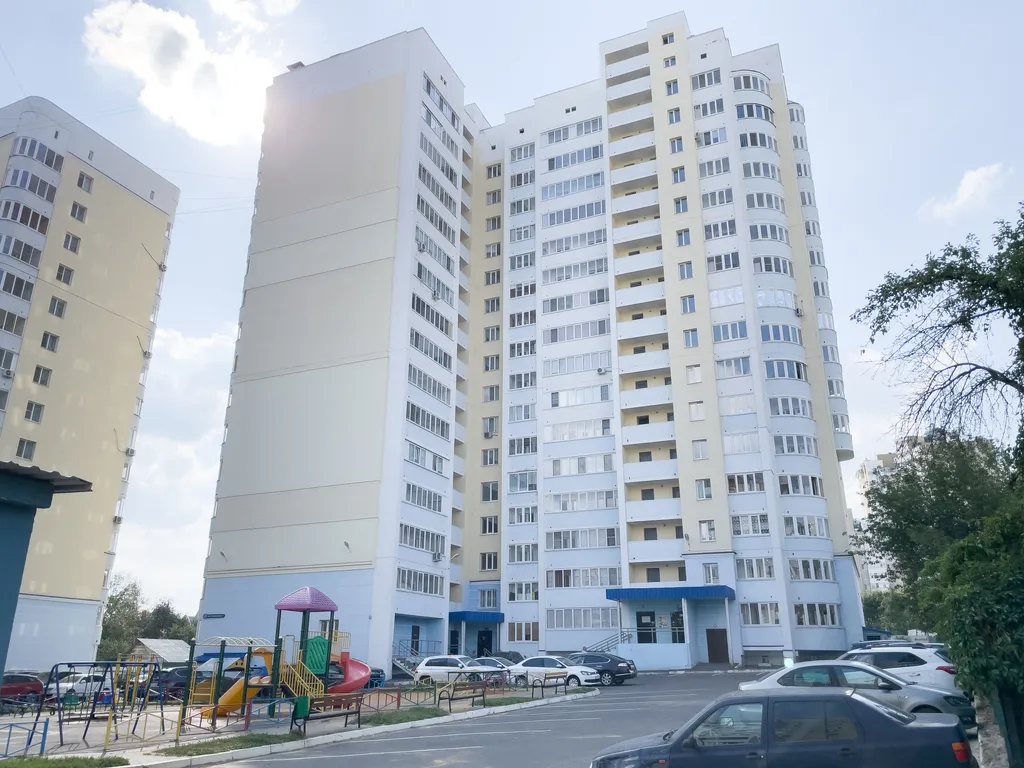 Апартаменты около Центрального Парка с двумя балконами от Grant Apart