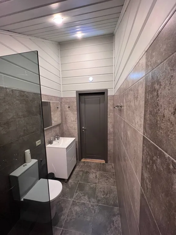 Уютный дом на краю леса