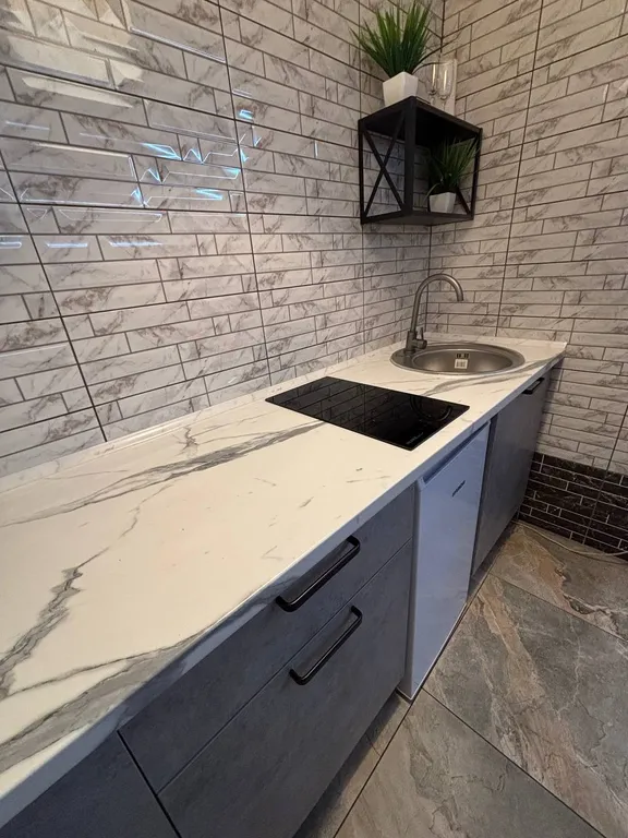 Большая студия в центре железнодорожного