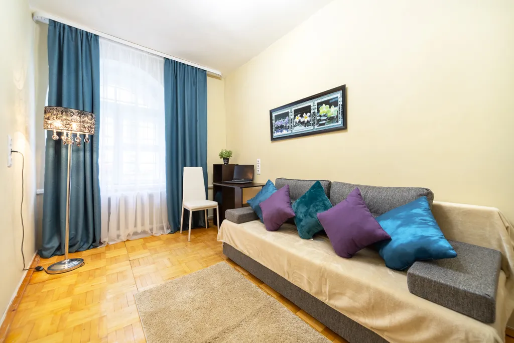 Просторная 3х комнатная квартира возле набережной