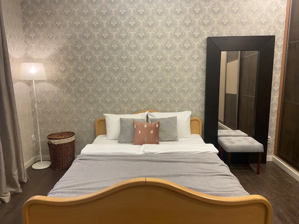 Апартамент в тихом центре с отдельным входом