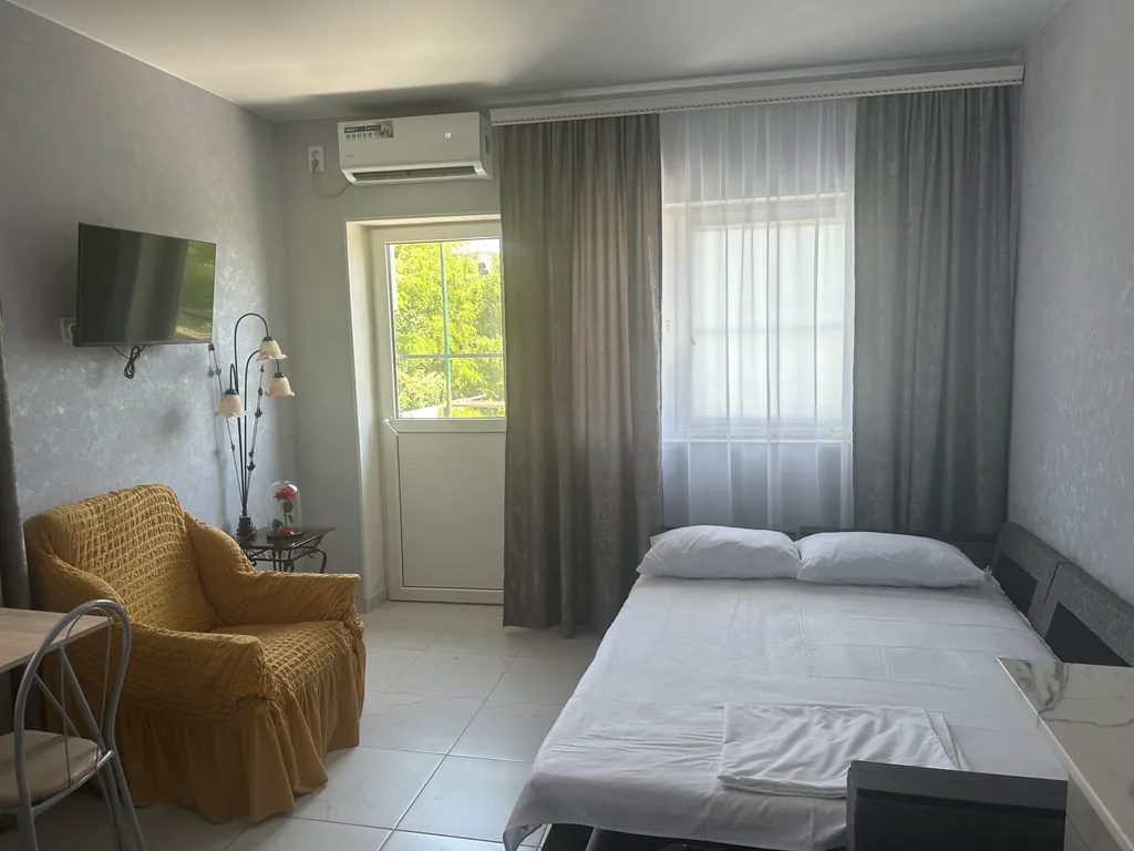 Квартира Уютная студия с видом на море и город — аренда посуточно в Туапсе