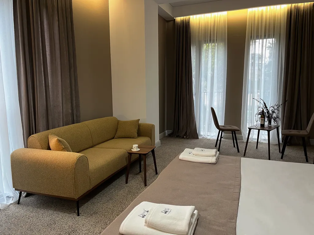 Апартаменты на набережной центра города