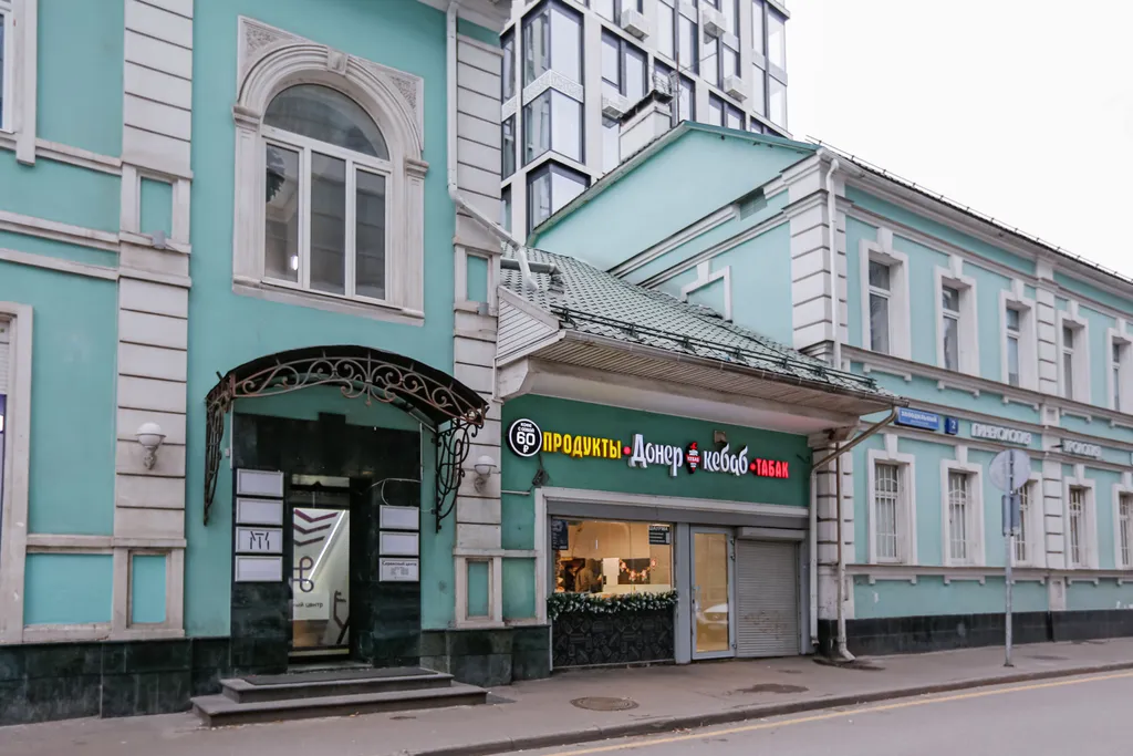 Двухэтажная студия у метро Тульская