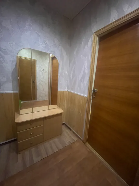 Минута от метро
