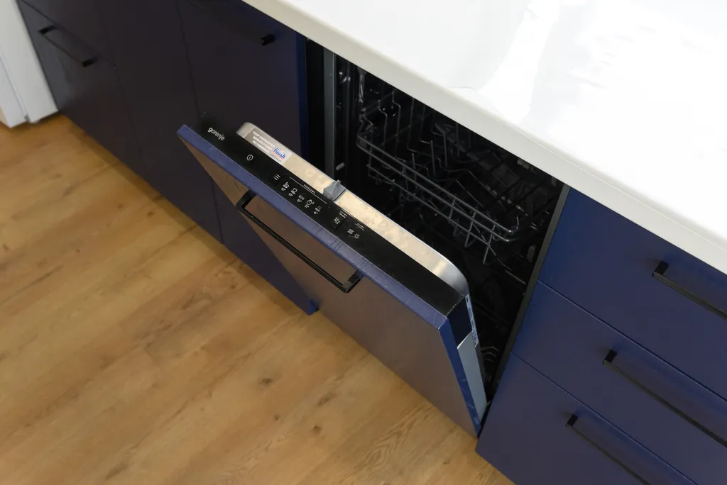 Райский дом у озера