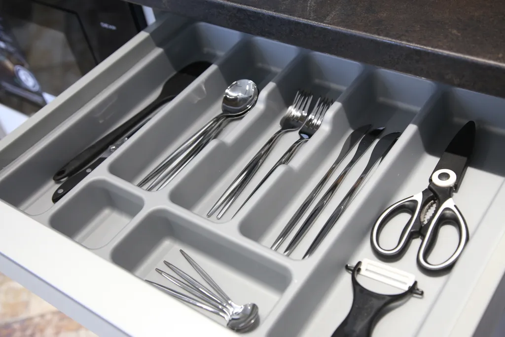 Квартира Апартаменты "Малевич" - мята лаванда и горький шоколад в интерьере — Калининград