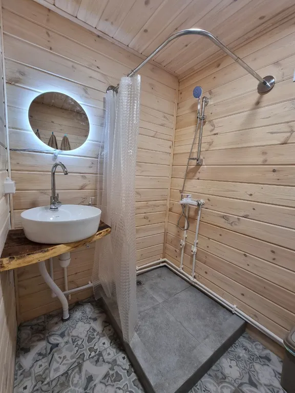 Новый дом с дизайнерским ремонтом