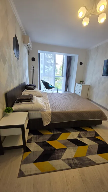 Уютная светлая квартира на берегу моря в центре